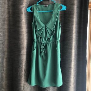 Green dress WITH pockets!!